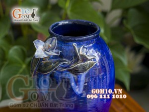Lọ hoa dáng thon men hỏa biến đắp nổi cánh hoa, cao 27cm