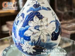 Lọ hoa dáng tì bà vẽ sen vàng kim 58cm