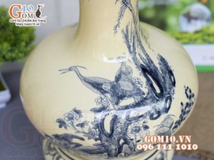 Lọ hoa dáng tỏi dẹt men cổ họa tiết Sen Hạc Phú Quý, cao 42cm (cả đế)