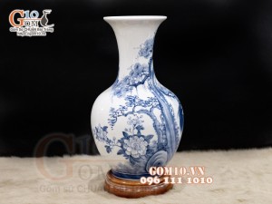 Lọ hoa dáng tỏi men chàm cổ, họa tiết Tùng Hạc cao 44cm