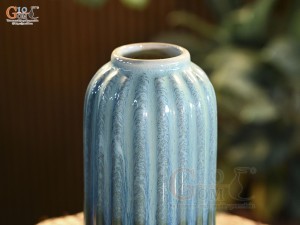 Lọ hoa dáng trụ đứng men hỏa biến, cao 23cm