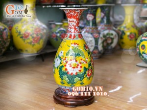 Lọ hoa dáng tỳ bà nền vàng vẽ hoa Sen 60cm