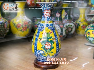 Lọ hoa dáng tỳ bà nền vàng vẽ Tứ Cảnh Hoa 55cm