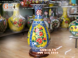 Lọ hoa dáng tỳ bà nền vàng vẽ Tứ Cảnh Hoa 55cm