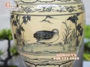 Lọ hoa dáng vò cao men cổ họa tiết Phi Minh Túc Thực, cao 31cm (cả đế)