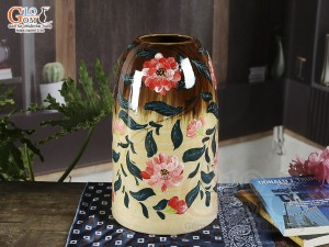 Lọ hoa dáng chuông béo men màu vẽ hoa cánh hồng, cao 30cm