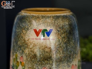 Lọ hoa dáng chuông cao men tấm vẽ Chim Hoa in logo VTV, cao 30cm