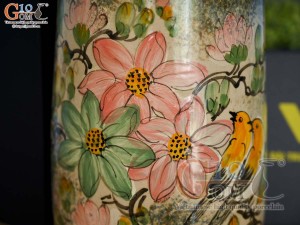 Lọ hoa dáng chuông cao men tấm vẽ Chim Hoa in logo VTV, cao 30cm