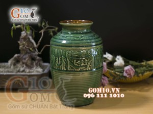 Lọ hoa dáng vò họa tiết viền cổ, cao 29cm