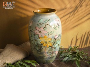 Lọ hoa dáng vò men màu vẽ hoa, cao 29cm
