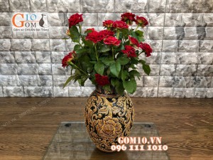 Lọ hoa dáng vò thấp men cổ khắc nổi phù dung cao 24cm