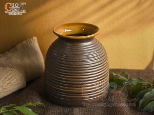 Lọ hoa gốm dáng vò thấp vân sóng, cao 16cm