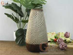 Lọ hoa gân lá men hỏa biến màu cát, cao 28cm
