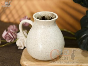 Lọ hoa gốm dáng bình sữa cao màu kem, cao 14cm