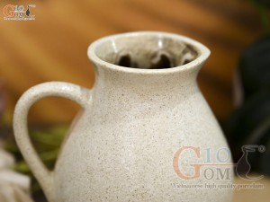 Lọ hoa gốm dáng bình sữa cao màu kem, cao 14cm