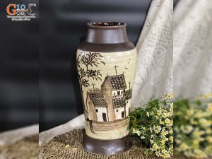 Lọ hoa gốm dáng chân thon vẽ Làng Quê màu nâu, cao 40cm
