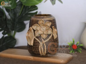 Lọ hoa gốm dáng chum đắp nổi hoa Sen nâu ganh, cao 20cm