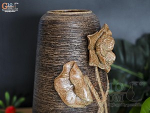 Lọ hoa gốm dáng chuông đắp nổi hoa Sen, cao 30cm