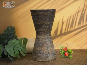 Lọ hoa gốm dáng đồng hồ cát màu nâu, cao 21cm