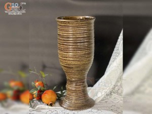 Lọ hoa gốm dáng ly màu nâu, cao 35cm