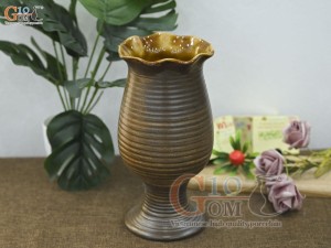 Lọ hoa gốm dáng ly miệng loe vân sóng, cao 25cm