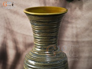 Lọ hoa dáng miệng cao vân sóng màu rêu, cao 33cm