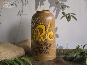 Lọ hoa gốm dáng ống trụ vẽ chữ Phúc, cao 26cm