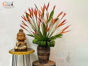 Lọ hoa gốm dáng thạp cổ màu nâu, cao 38cm