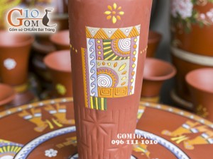 Lọ hoa gốm đất đỏ dáng cốc 25cm