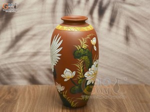 Lọ hoa gốm đất đỏ dáng soài khắc Song Hạc Liên Hoa, cao 40cm