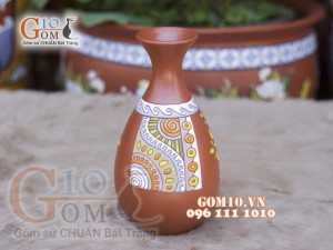 Lọ hoa gốm đất đỏ dáng thon, cao 33cm