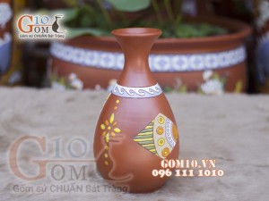 Lọ hoa gốm đất đỏ dáng thon, cao 33cm