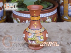 Lọ hoa gốm đất đỏ dáng tỏi cao, cao 38cm