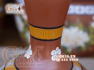 Lọ hoa gốm đất đỏ dáng tỏi cao cổ, cao 30cm