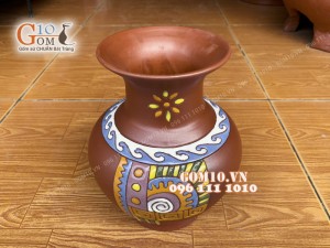 Lọ hoa gốm đất đỏ dáng tỏi lùn, cao 20cm