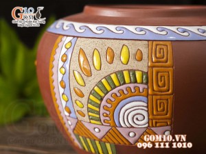 Lọ hoa gốm đất đỏ dáng vò tròn thấp, cao 16cm