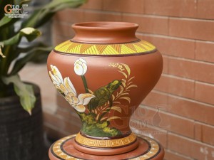 Lọ hoa gốm đất đỏ khắc Chim Hoa, cao 29cm