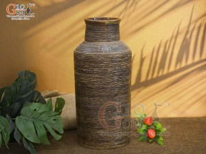 Lọ hoa gốm nâu dáng phích, cao 33cm