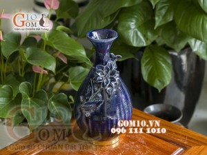 Lọ hoa ly men hỏa biến đắp nổi cánh hoa - bọc đồng, cao 31cm