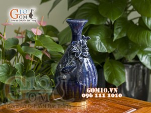 Lọ hoa ly men hỏa biến đắp nổi cánh hoa - bọc đồng, cao 31cm