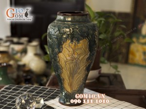 Lọ hoa men cổ dáng chân eo khắc hoa bông 39cm