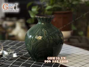 Lọ hoa men cổ dáng cổ lượn, khắc hoa 21cm
