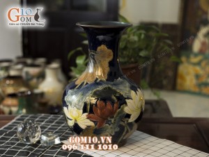 Lọ hoa men cổ dáng vò, khắc hoa sen màu 37cm
