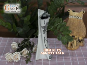Lọ hoa men đá dáng tháp vặn vẽ hoa dây cao 27cm