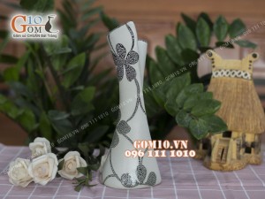 Lọ hoa men đá dáng tháp vặn vẽ hoa dây cao 27cm