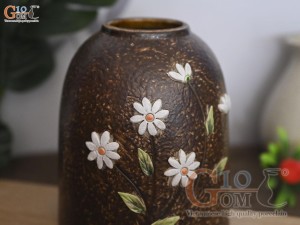 Lọ hoa men gốm dáng chuông đắp hoa cúc hoạ mi, 18cm