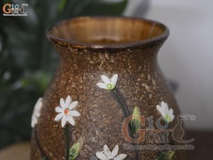 Lọ hoa men gốm miệng loe đắp hoa cúc hoạ mi, cao 19cm