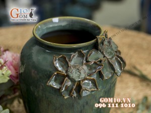 Lọ hoa men hỏa biến dáng chân thon, đắp nổi bông sen, cao 30cm