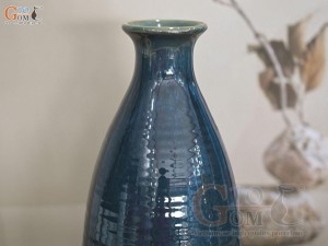 Lọ hoa men hỏa biến dáng cổ thon màu xanh, cao 23cm