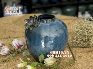 Lọ hoa men hỏa biến dáng tròn có miệng, đắp nổi bông sen - cao 29cm